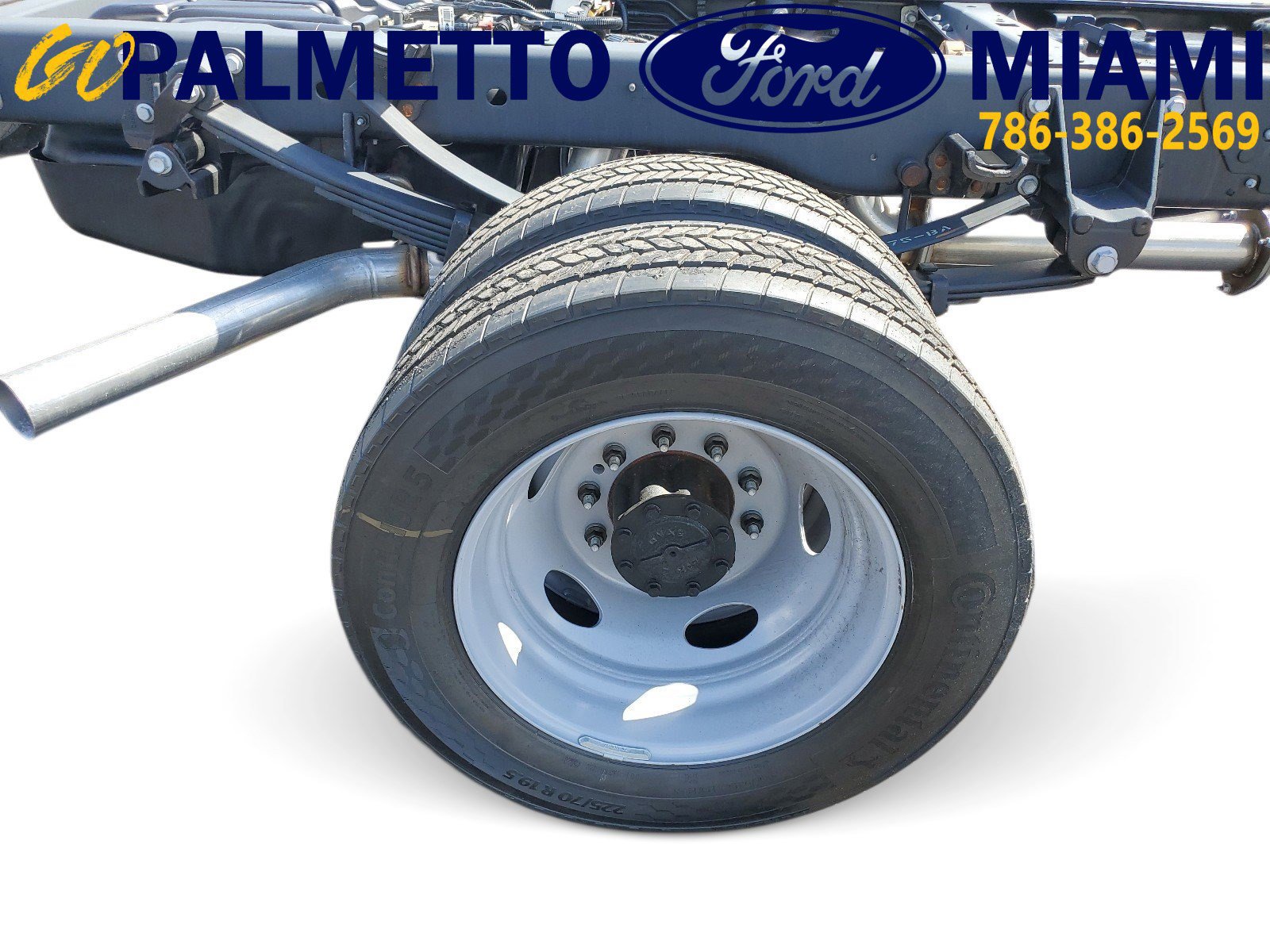 New 2024 Ford F550 4x4 Regular Cab Super Duty image 7