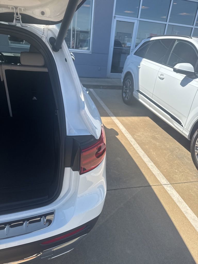 Used 2025 Mercedes-Benz GLB 250 image 23
