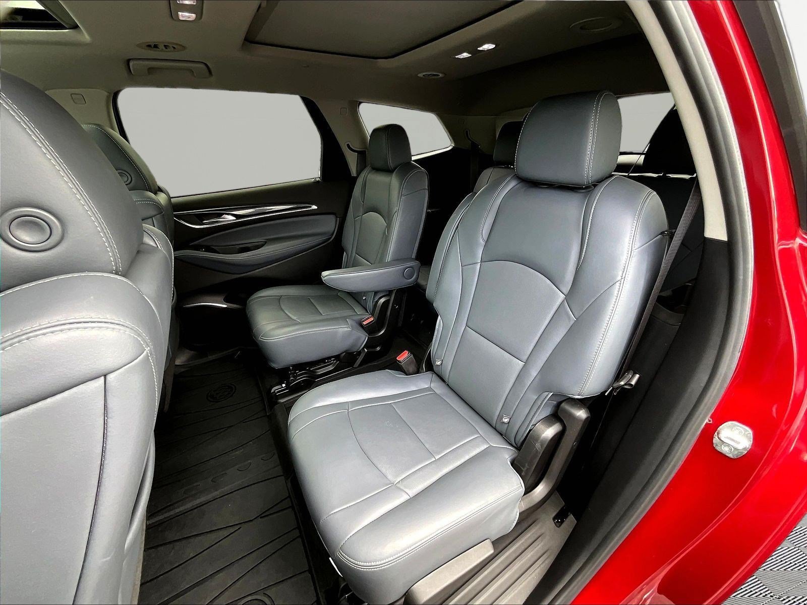 Used 2021 Buick Enclave Essence w/ Sound and Sites Package AWD/4WD image 22