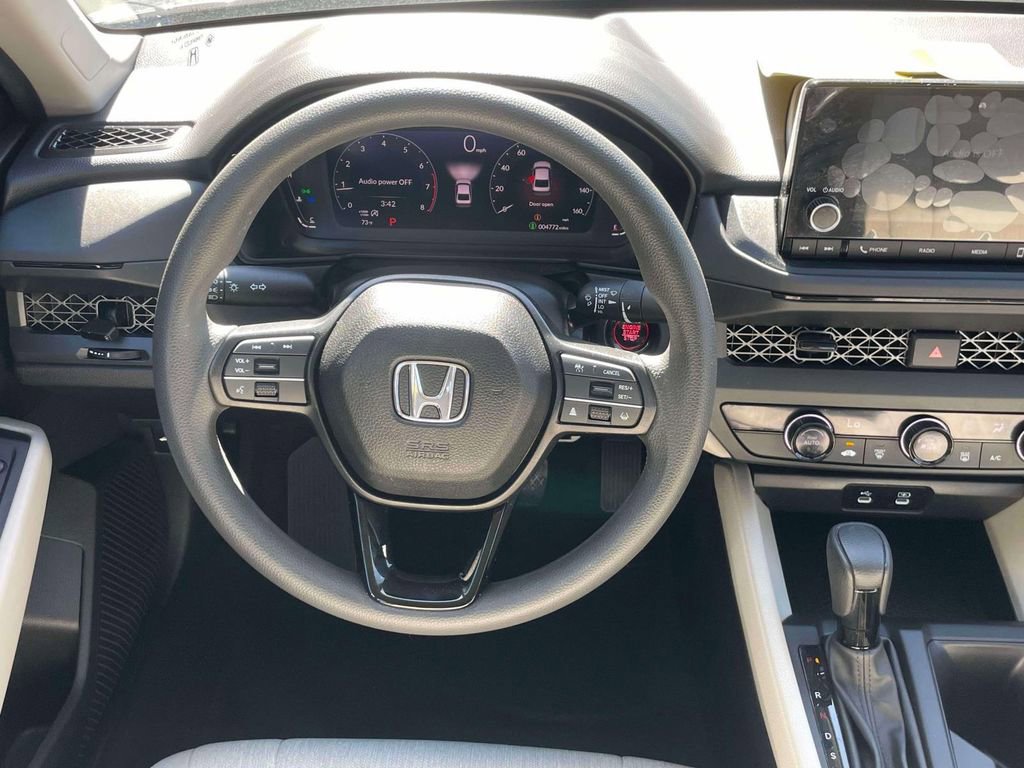 Certified 2025 Honda Accord LX image 14