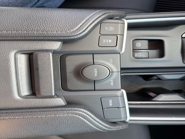 Used 2026 Toyota Grand Highlander FWD image 32