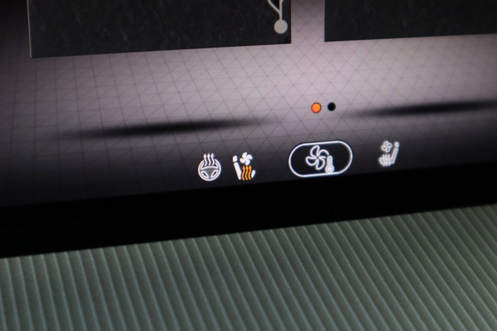 Certified 2025 Nissan Murano Platinum w/ Cargo Package image 4