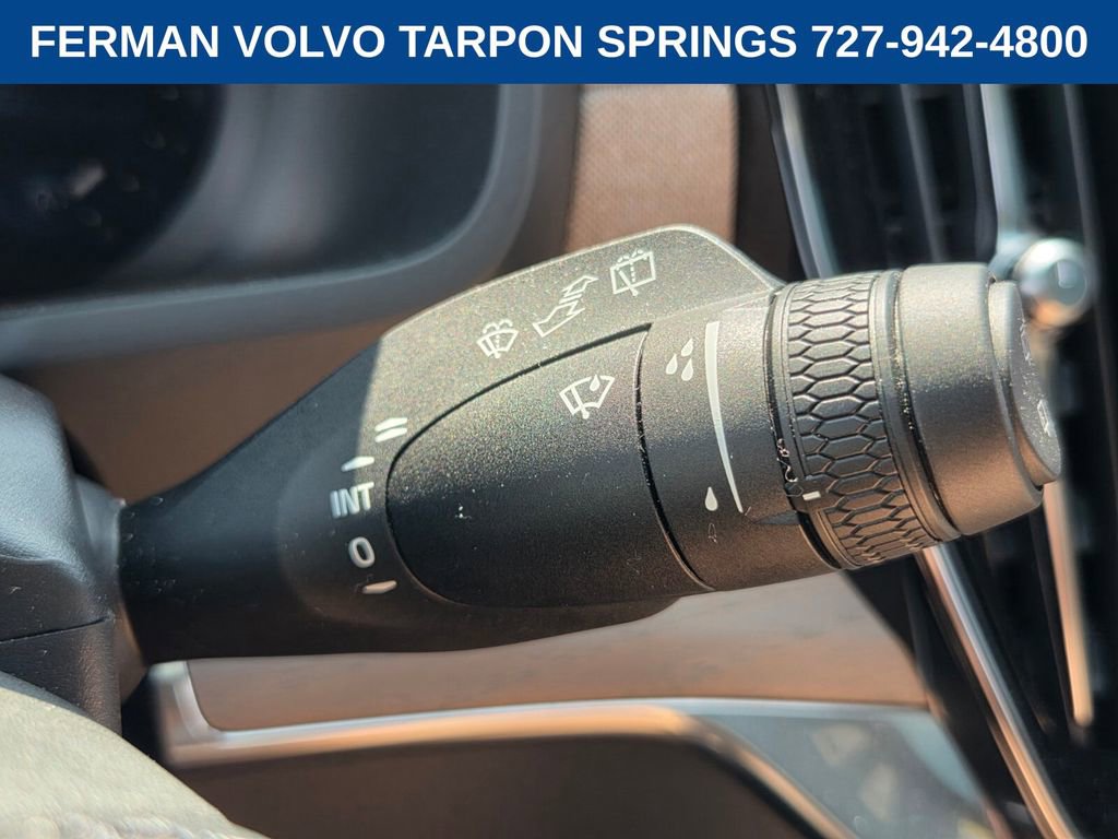 New 2026 Volvo XC90 B6 Plus w/ Protection Package Premier image 31