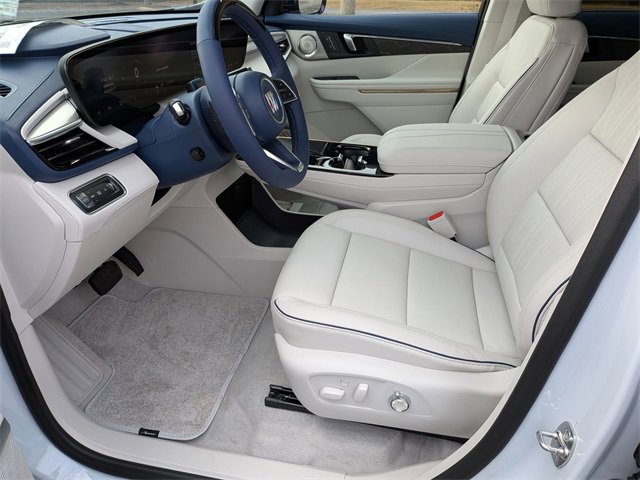 New 2026 Buick Enclave Avenir image 12