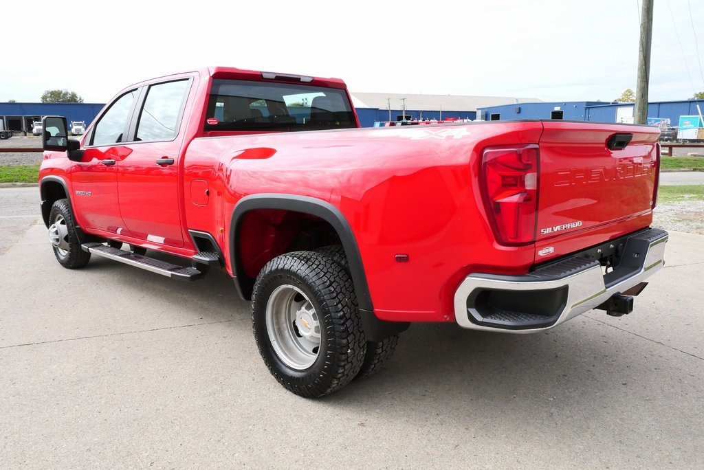 Used 2024 Chevrolet Silverado 3500 W/T w/ Snow Plow Prep/Camper Package image 5