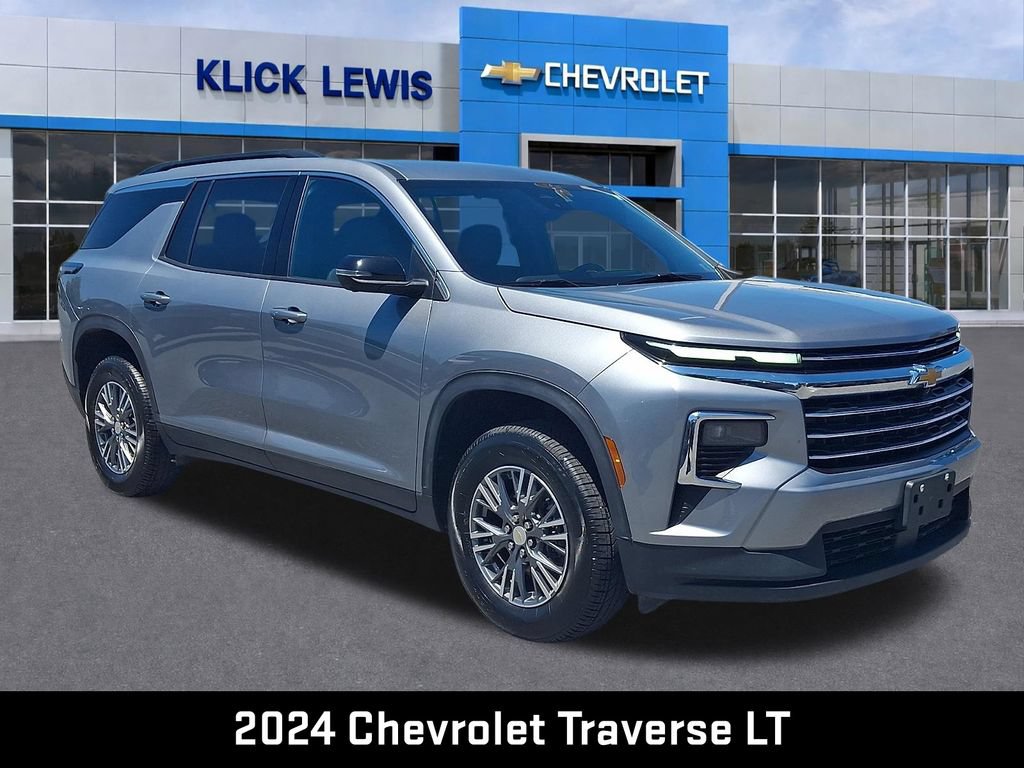 Used 2024 Chevrolet Traverse LT AWD/4WD image 1