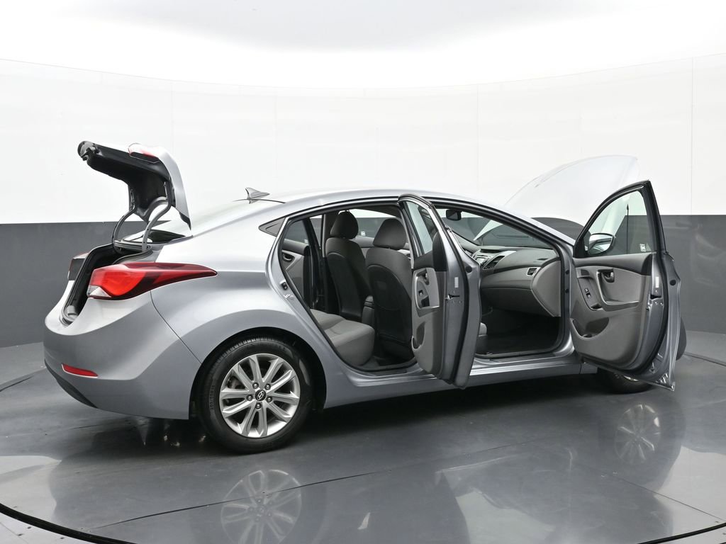 Used 2016 Hyundai Elantra SE w/ Option Group 02 image 40