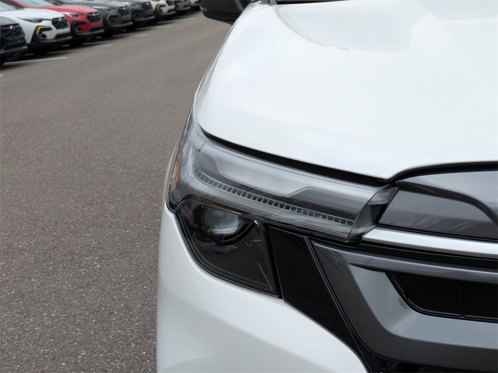 New 2025 Subaru Forester Limited image 9