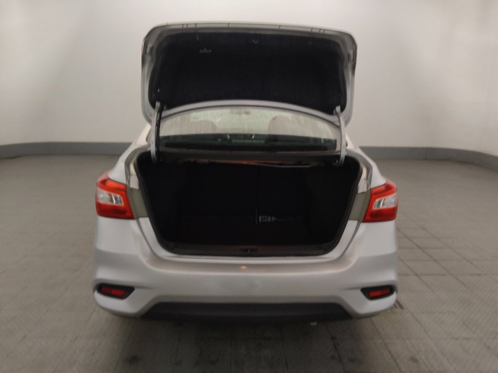 Used 2016 Nissan Sentra S FWD image 29
