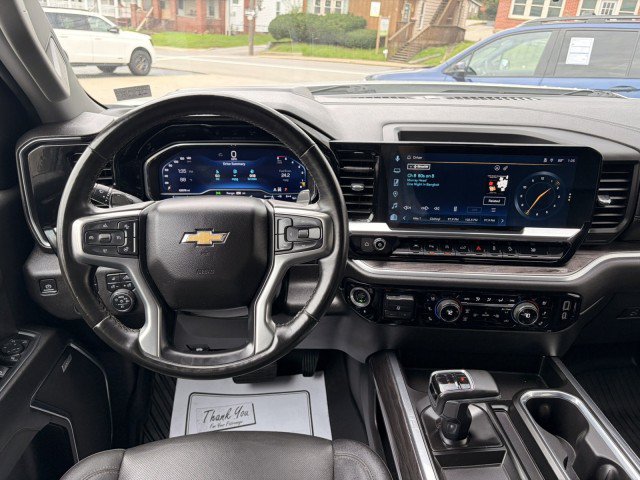 Used 2023 Chevrolet Silverado 1500 LTZ AWD/4WD image 13