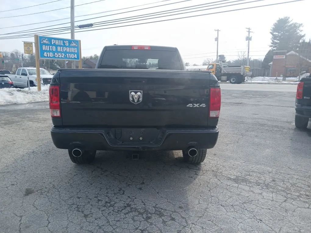 Used 2017 RAM 1500 Express w/ Express Value Package image 6