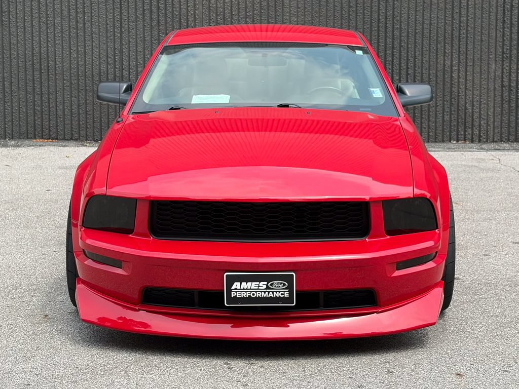 Used 2006 Ford Mustang GT RWD image 3