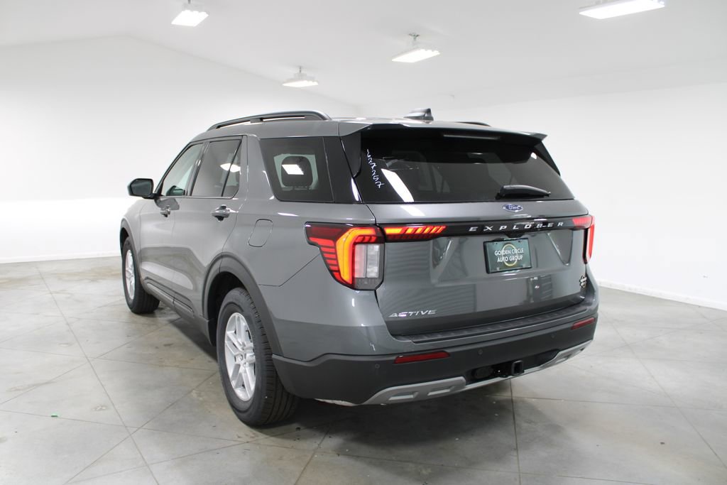 New 2026 Ford Explorer Active RWD image 6