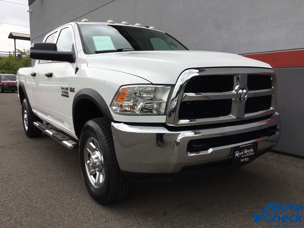 Used 2015 RAM 3500 Tradesman w/ Chrome Appearance Group image 3