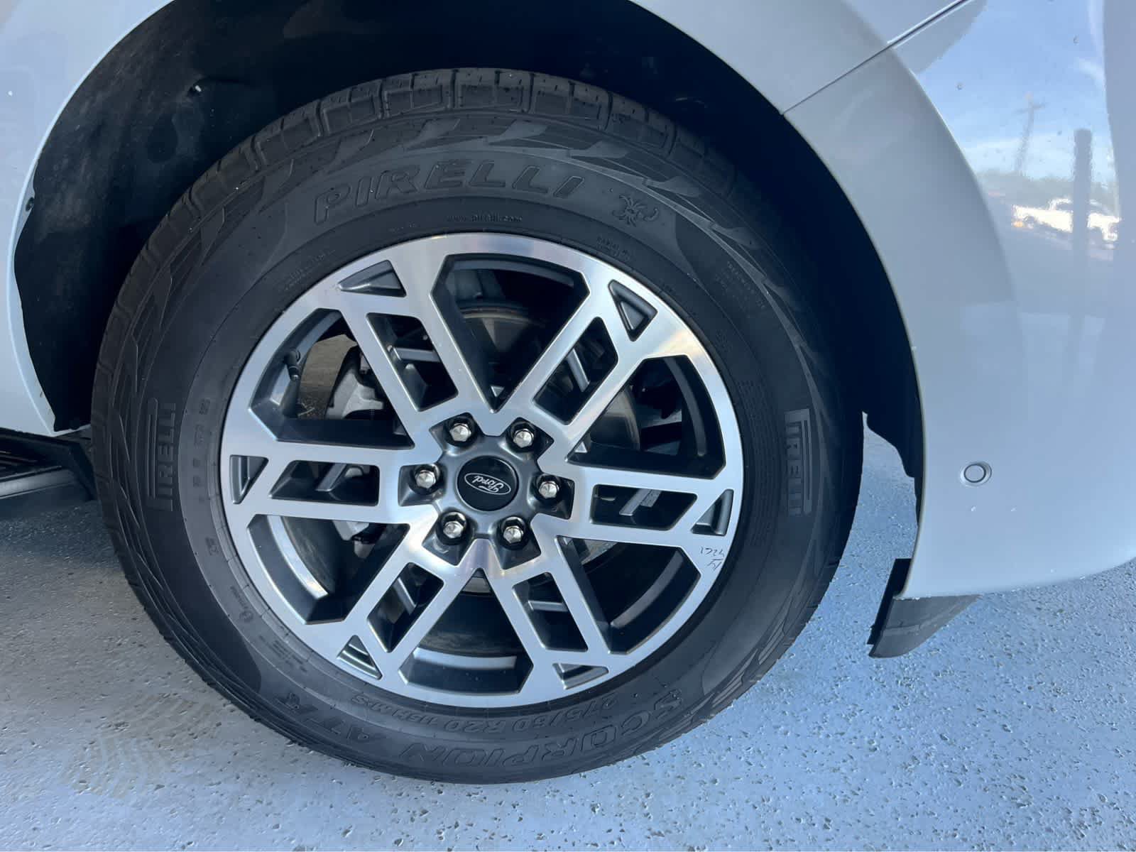 Certified 2025 Ford Expedition Active AWD/4WD image 56