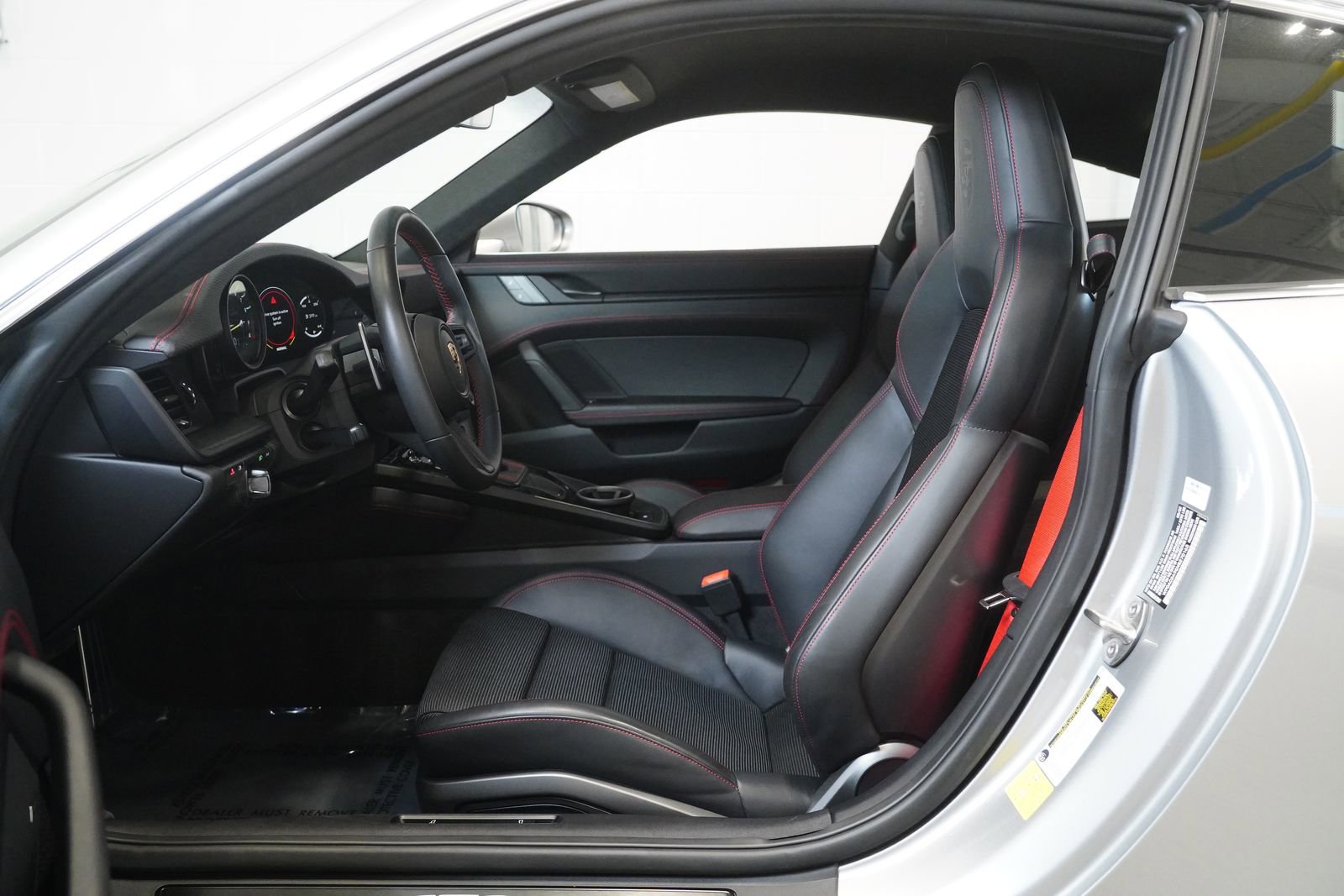 Used 2022 Porsche 911 GT3 RWD image 12