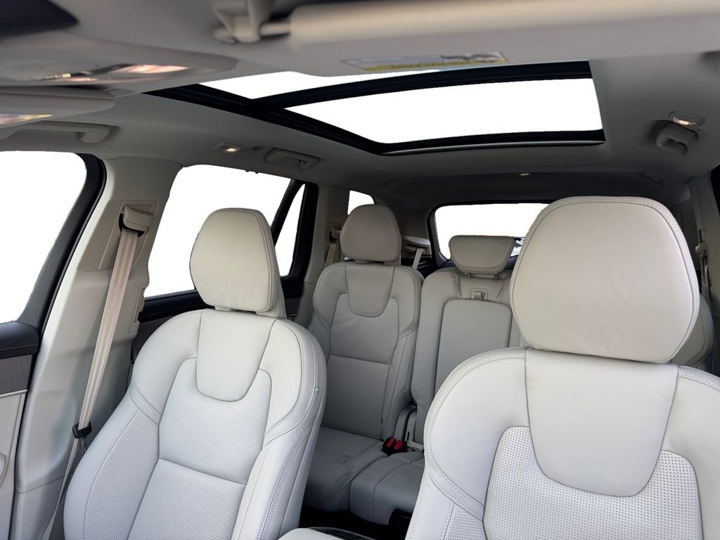 New 2026 Volvo XC90 T8 Ultra w/ Protection Package Premier image 23