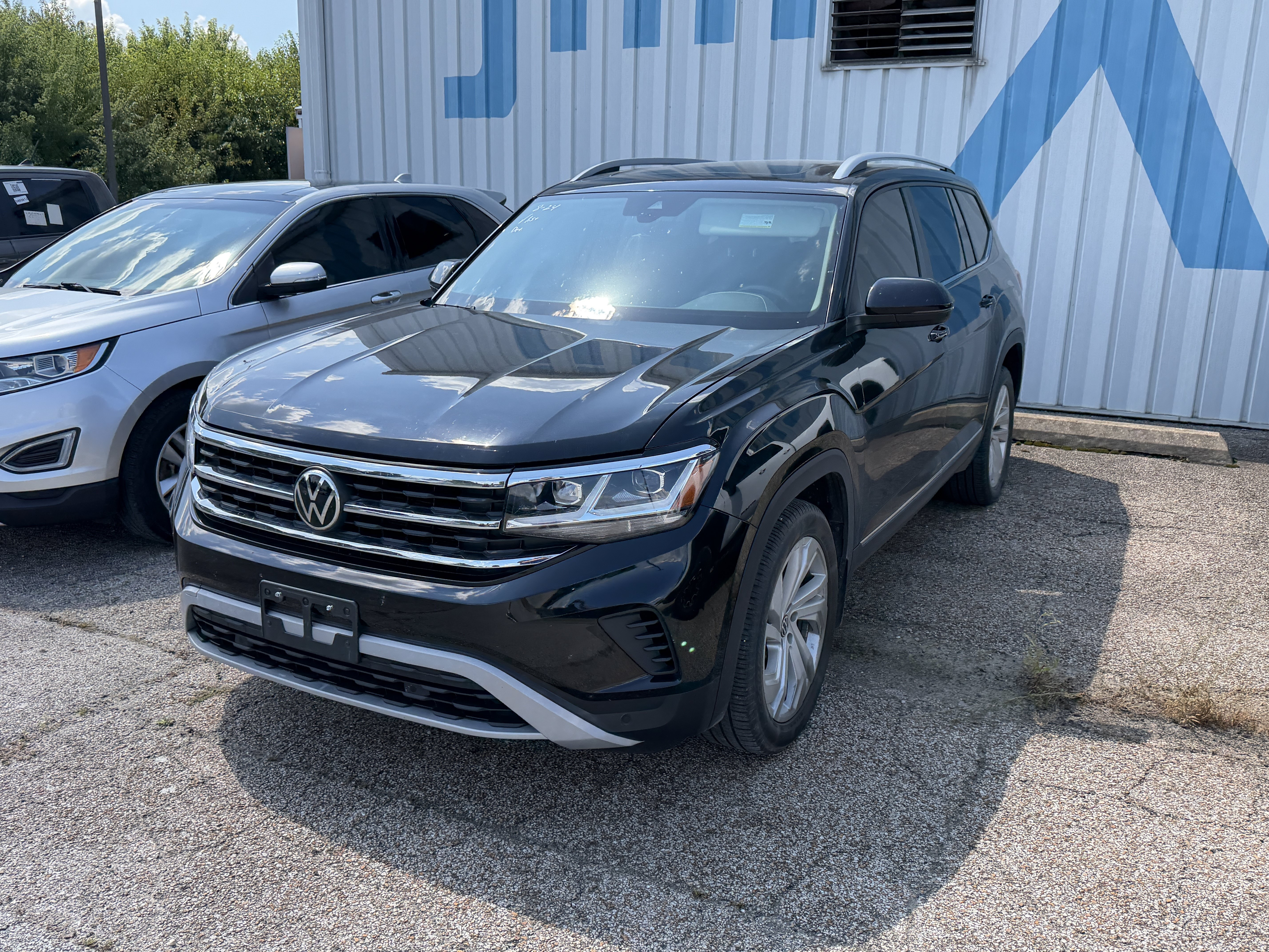 Used 2021 Volkswagen Atlas SEL w/ MDO Package (Bench Seat) AWD/4WD image 4