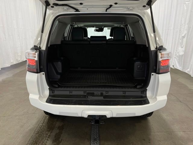 Certified 2023 Toyota 4Runner 40th Anniversary SE AWD/4WD image 12
