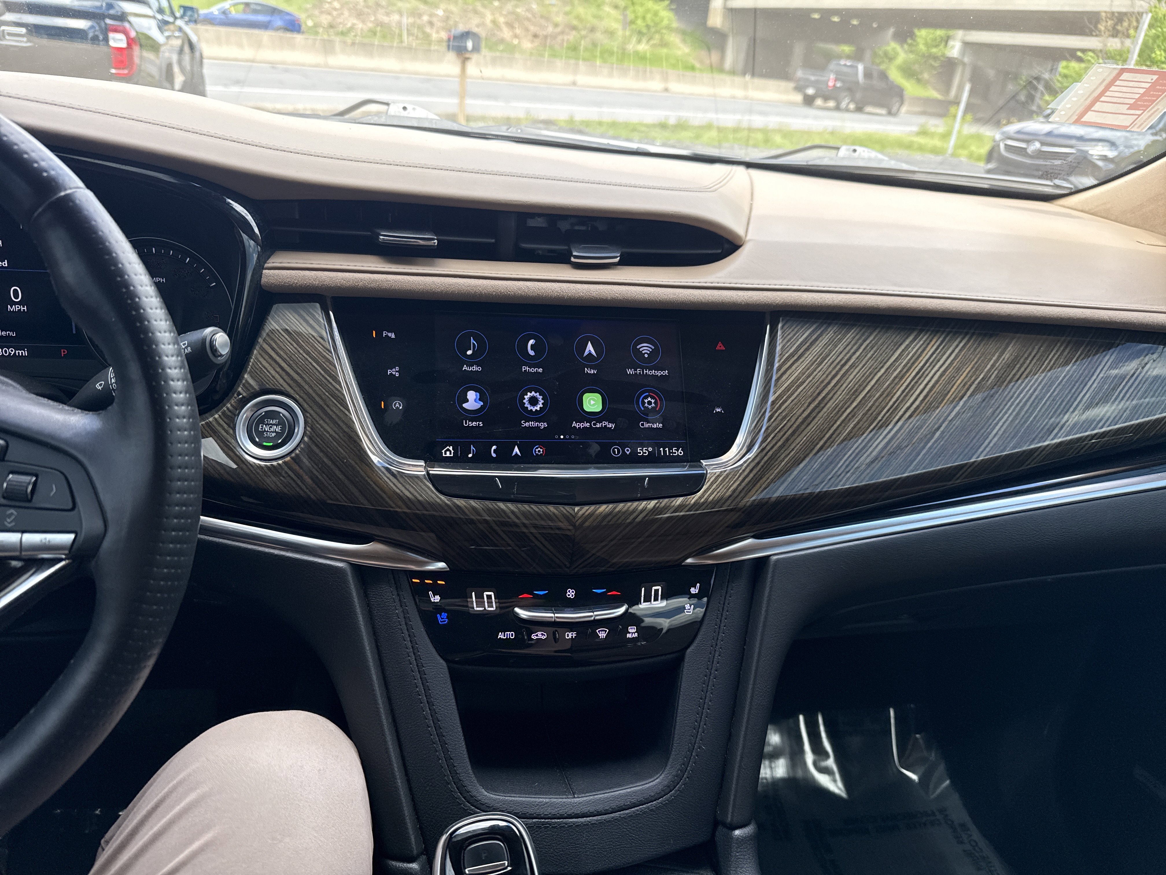 Used 2022 Cadillac XT6 Premium Luxury w/ Platinum Package AWD/4WD image 37