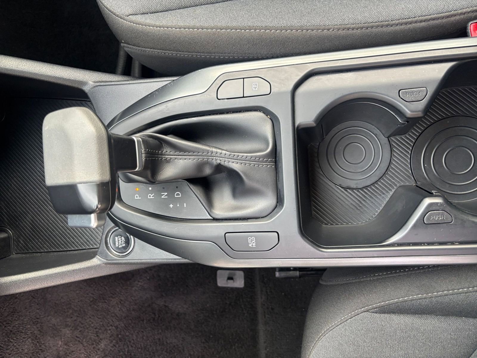 Used 2025 Kia K4 LXS image 40