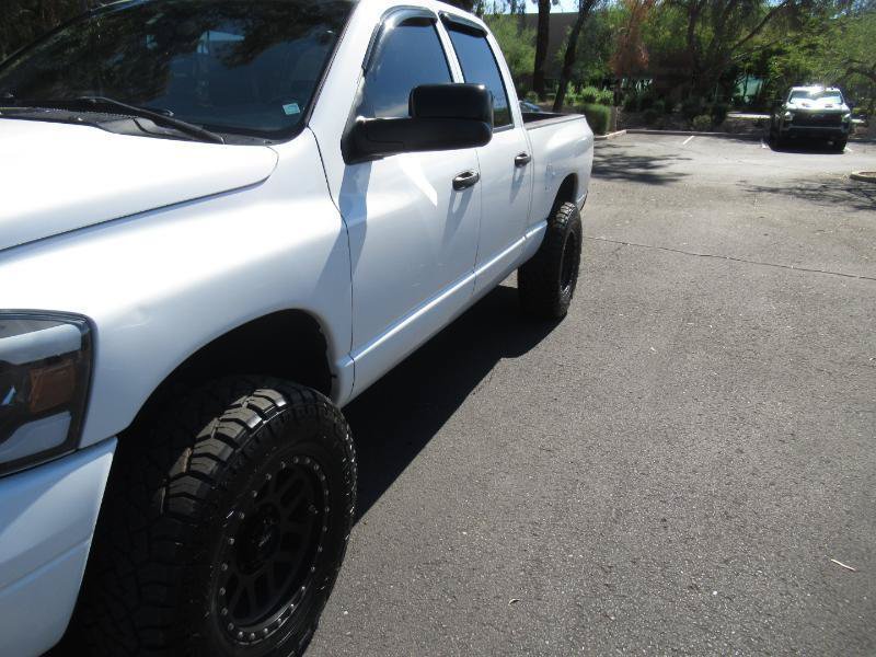 Used 2006 Dodge Ram 2500 Truck Laramie AWD/4WD image 2