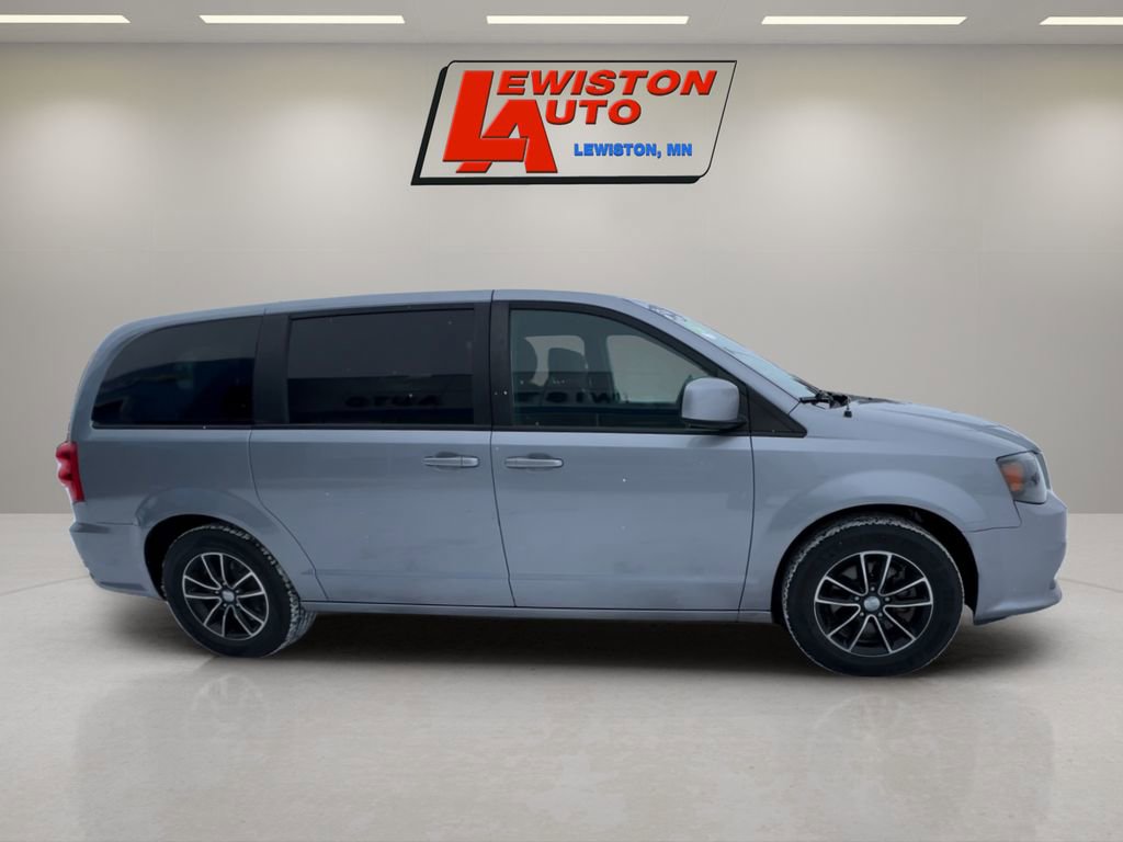 Used 2018 Dodge Grand Caravan SE FWD image 6