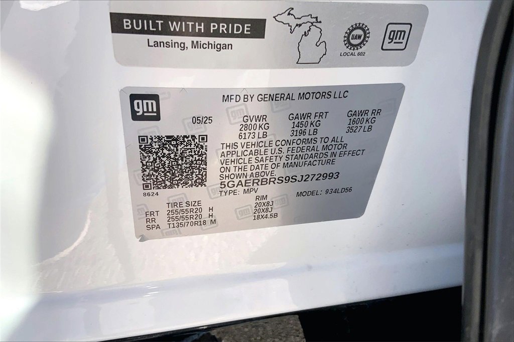 Used 2025 Buick Enclave Sport Touring image 27