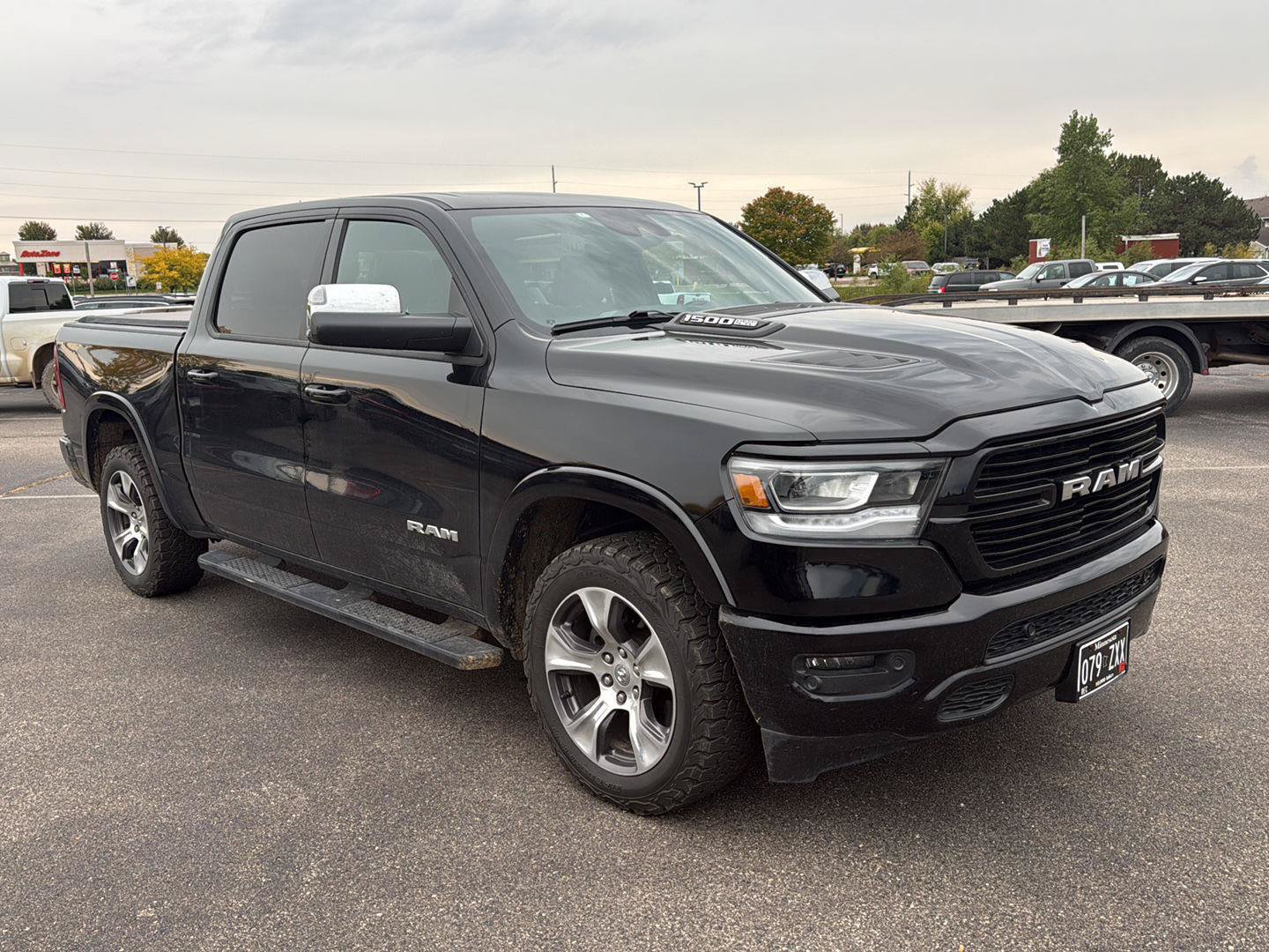Used 2019 RAM 1500 Laramie AWD/4WD image 7
