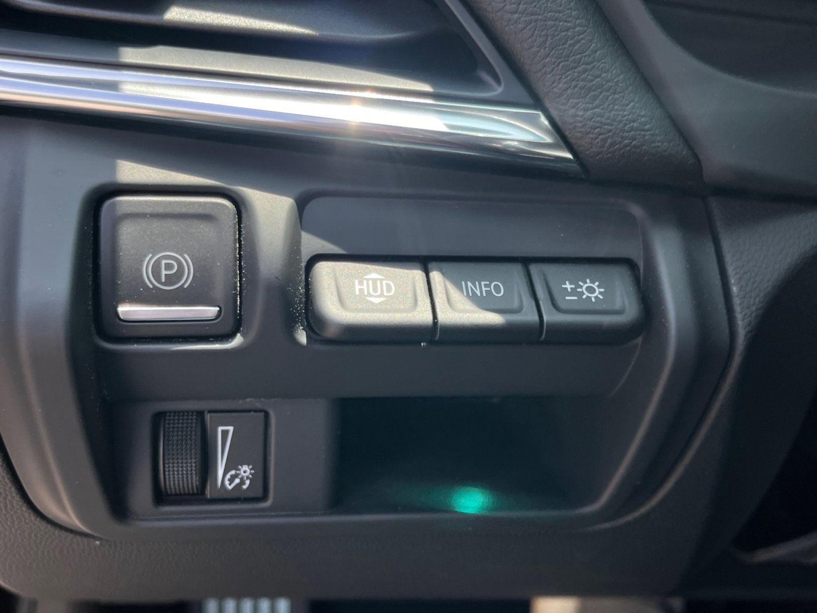 Used 2025 Cadillac CT4 Sport RWD image 23