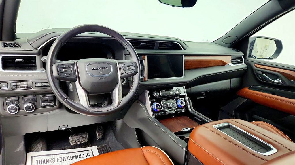 Used 2023 GMC Yukon Denali Ultimate image 12