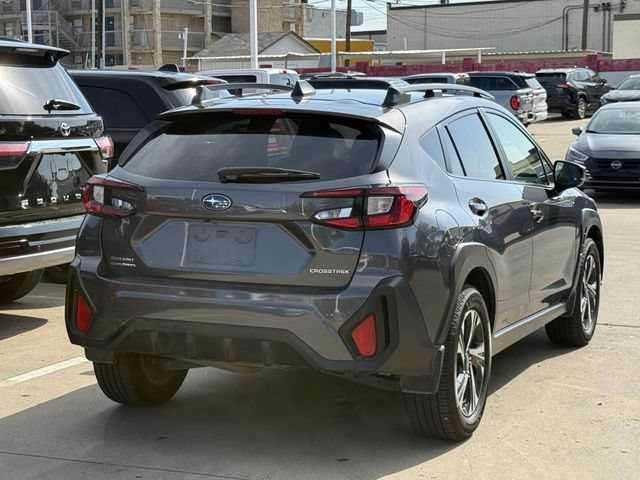 Used 2024 Subaru Crosstrek 2.0i Premium AWD/4WD image 4