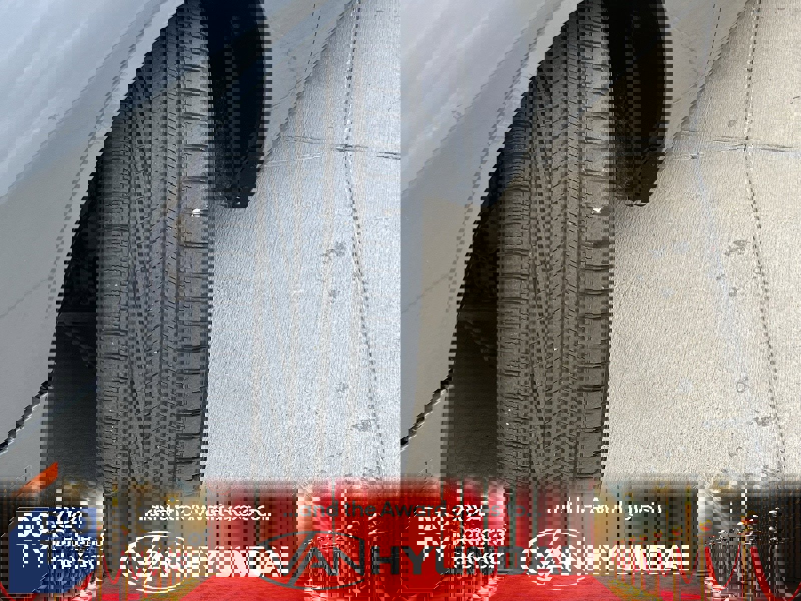 Used 2023 Dodge Challenger R/T w/ Blacktop Package image 9