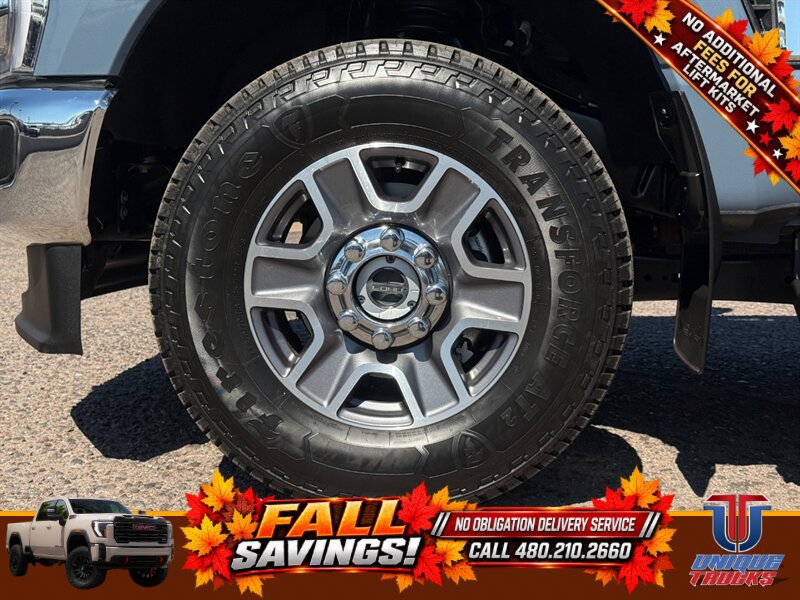 Used 2023 Ford F350 Lariat w/ FX4 Off-Road Package AWD/4WD image 11