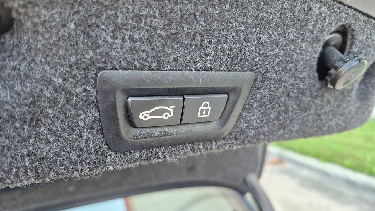 Used 2013 BMW 550i xDrive Sedan AWD/4WD image 72