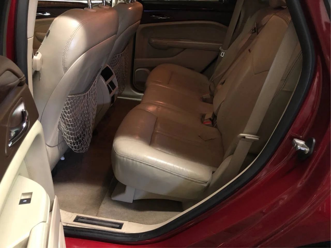 Used 2011 Cadillac SRX Luxury FWD image 9