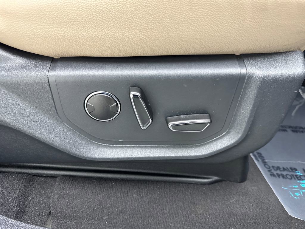 Used 2024 Ford Expedition Limited image 50