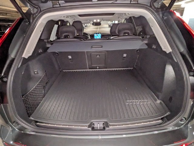 New 2026 Volvo XC60 B5 Ultra w/ Climate Package AWD/4WD image 28