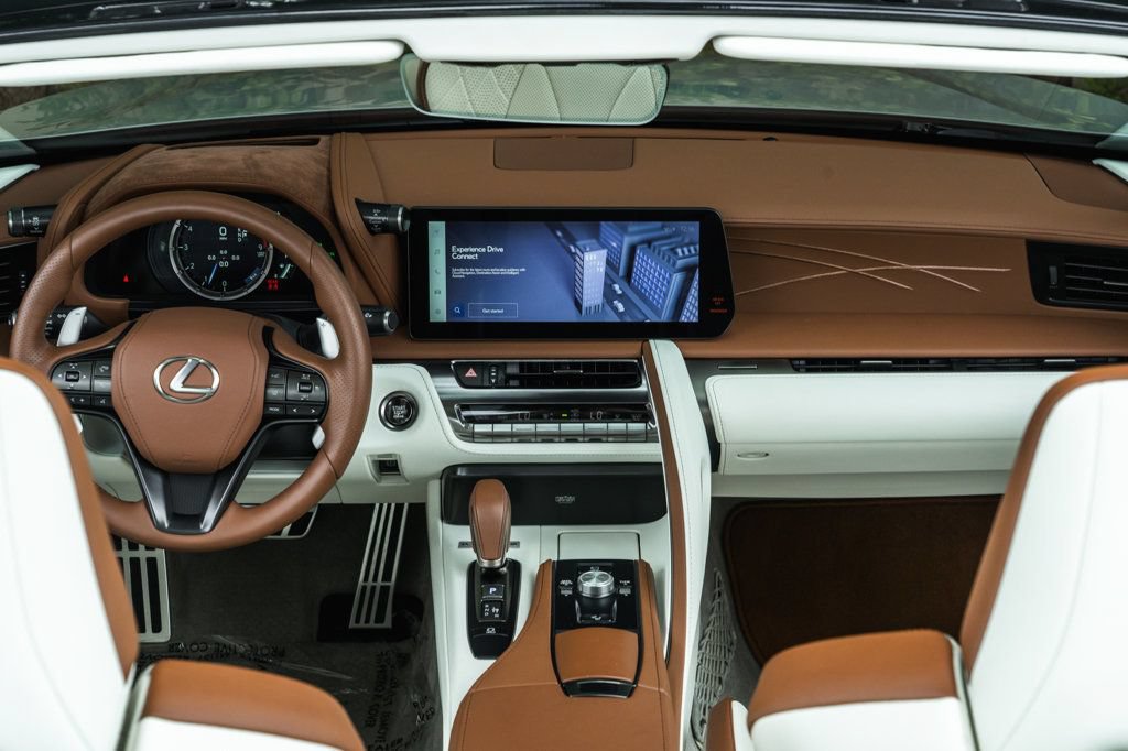 Used 2026 Lexus LC 500 Convertible w/ Inspiration Series RWD image 20