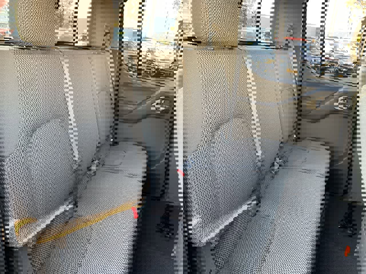 Used 2015 Nissan Frontier SV w/ SV Value Truck Package image 15