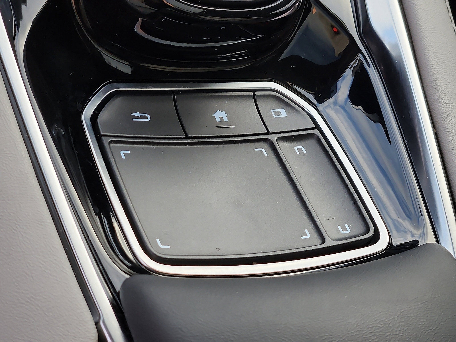 Certified 2024 Acura RDX SH-AWD w/ Advance Package image 24