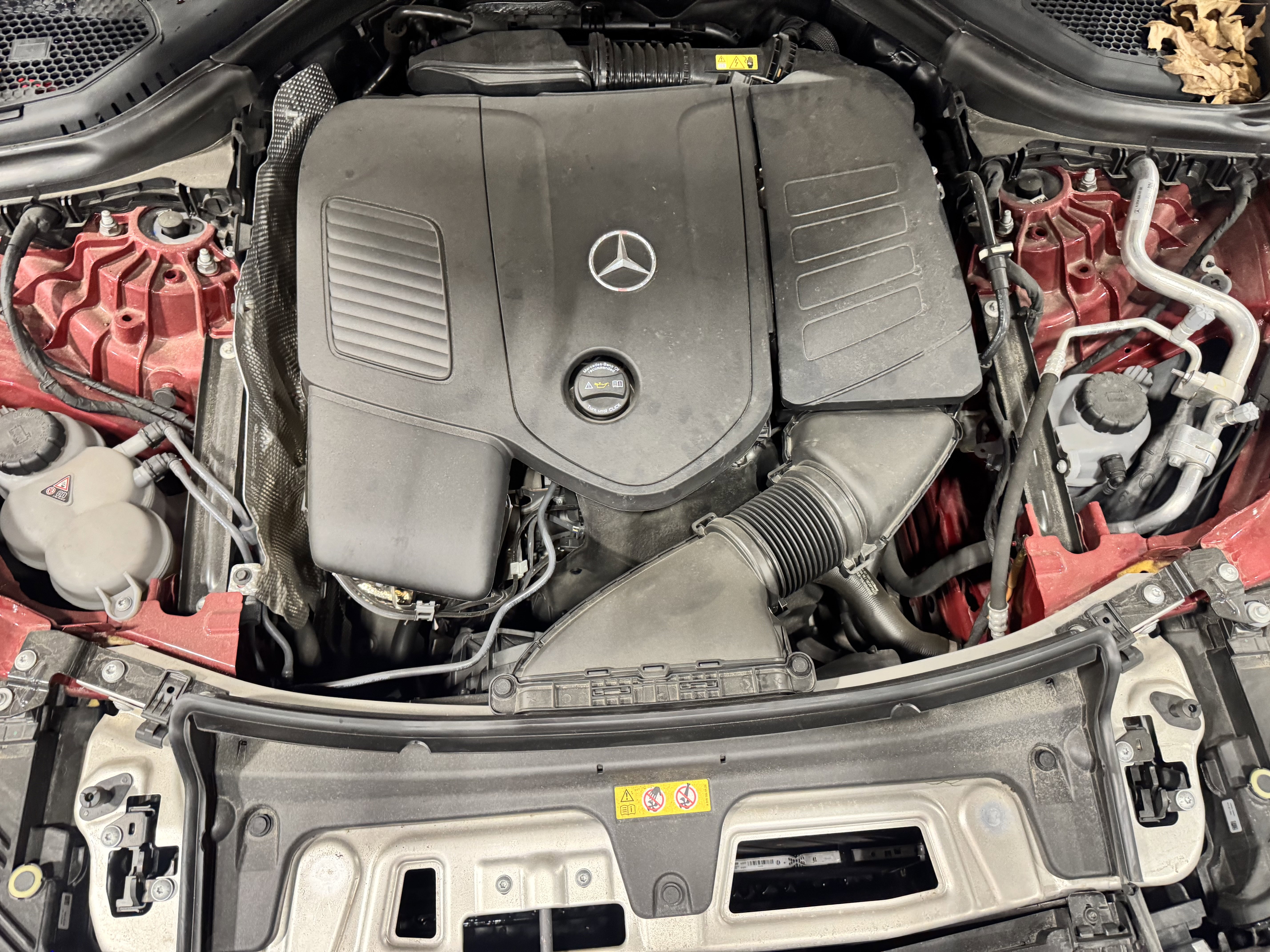 Used 2024 Mercedes-Benz GLC 300 4MATIC image 17