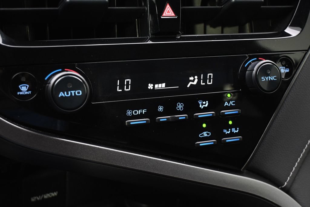Used 2022 Toyota Camry XSE w/ Cold Weather Package FWD image 29