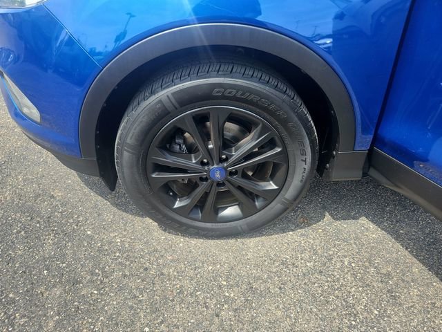 Used 2018 Ford Escape SE w/ SE Sync 3 Package FWD image 27