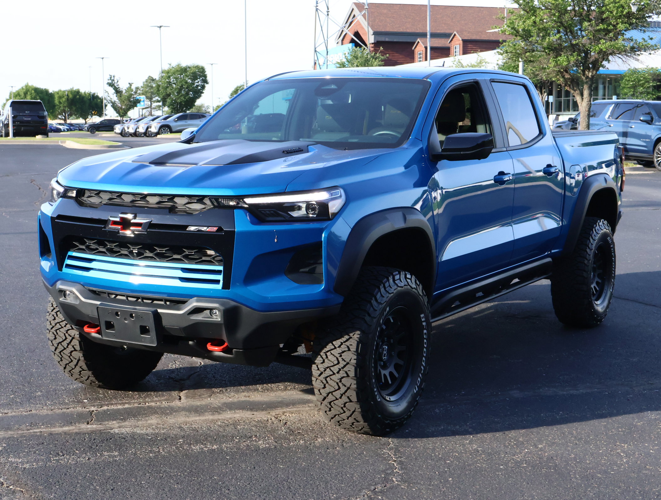 Used 2023 Chevrolet Colorado ZR2 w/ ZR2 Convenience Package III AWD/4WD image 36