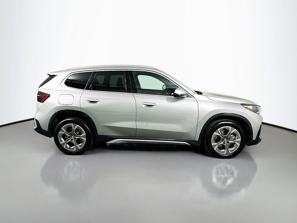 Used 2024 BMW X1 xDrive28i image 4