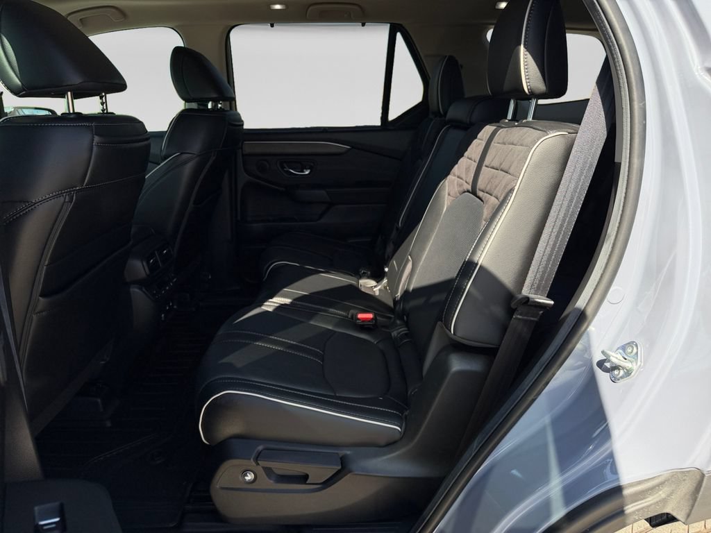 Used 2026 Honda Pilot Elite image 14