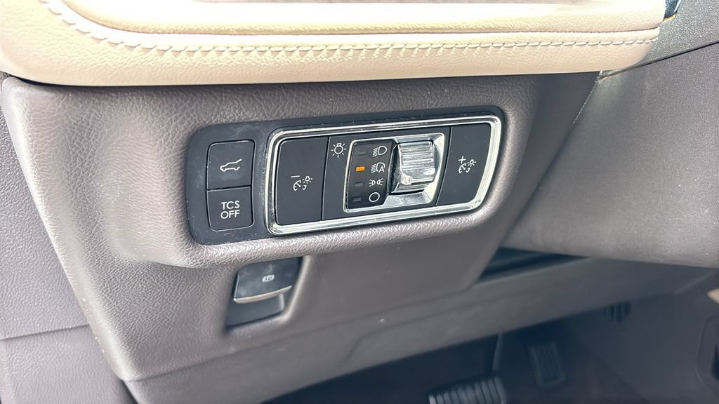 Used 2021 Lincoln Nautilus AWD image 12