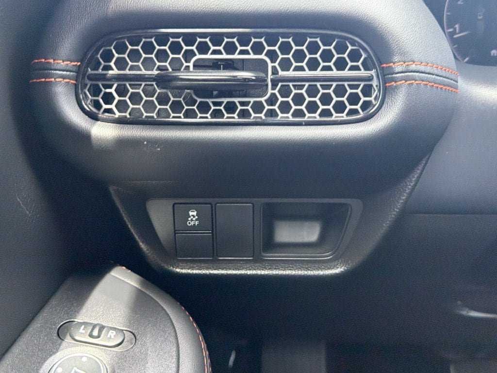 Used 2024 Honda HR-V Sport image 28