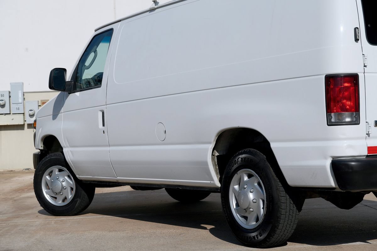 Used 2014 Ford E-150 and Econoline 150 w/ Power Group RWD image 31